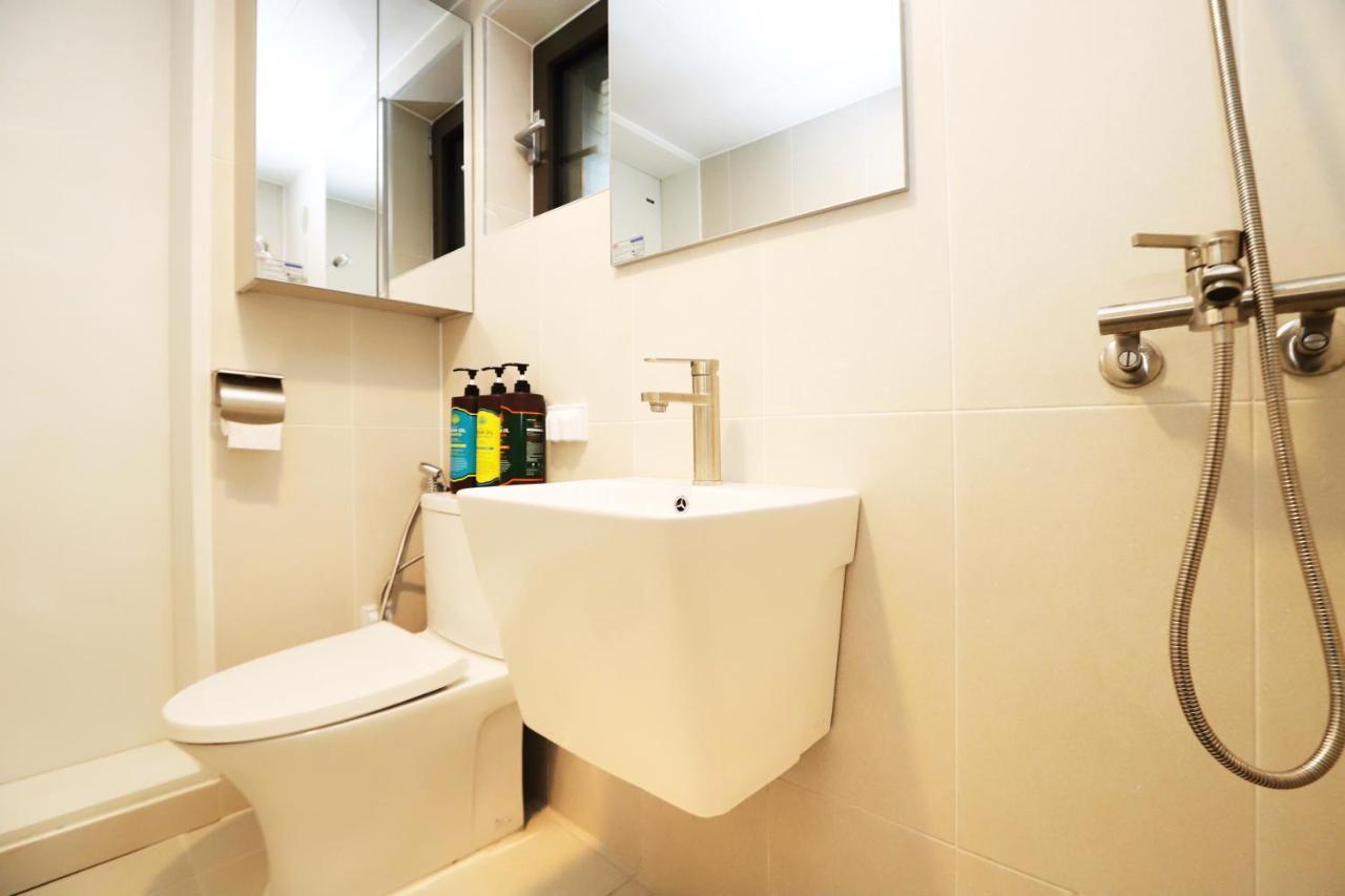 Apartment J Garden Myeongdong Station Сеул Екстериор снимка