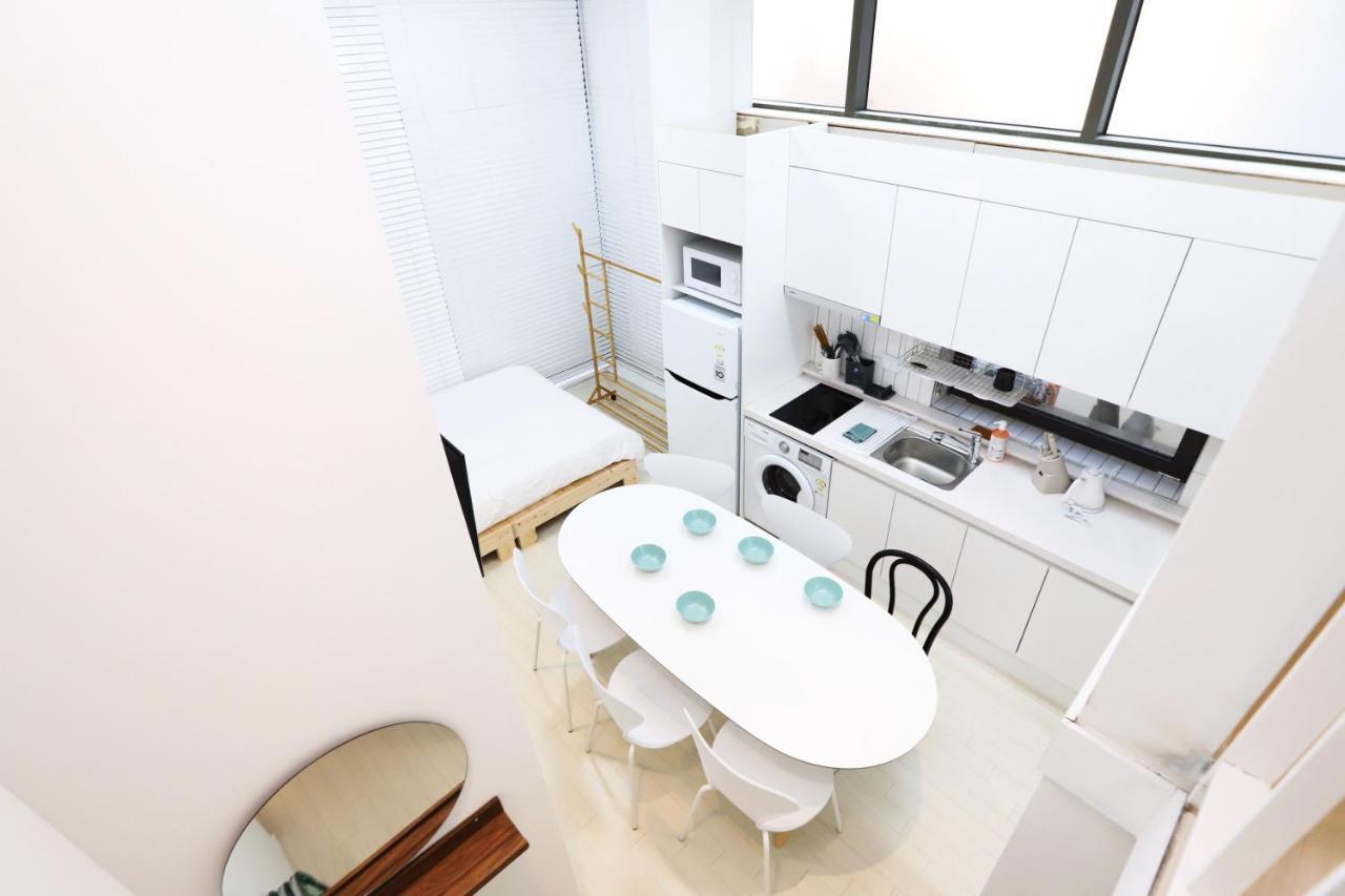 Apartment J Garden Myeongdong Station Сеул Екстериор снимка