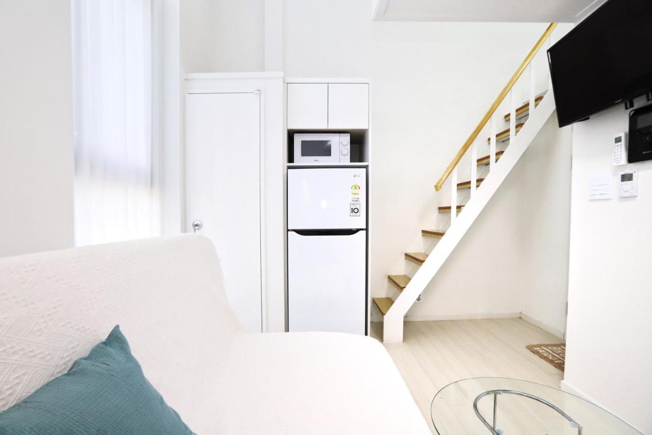Apartment J Garden Myeongdong Station Сеул Екстериор снимка