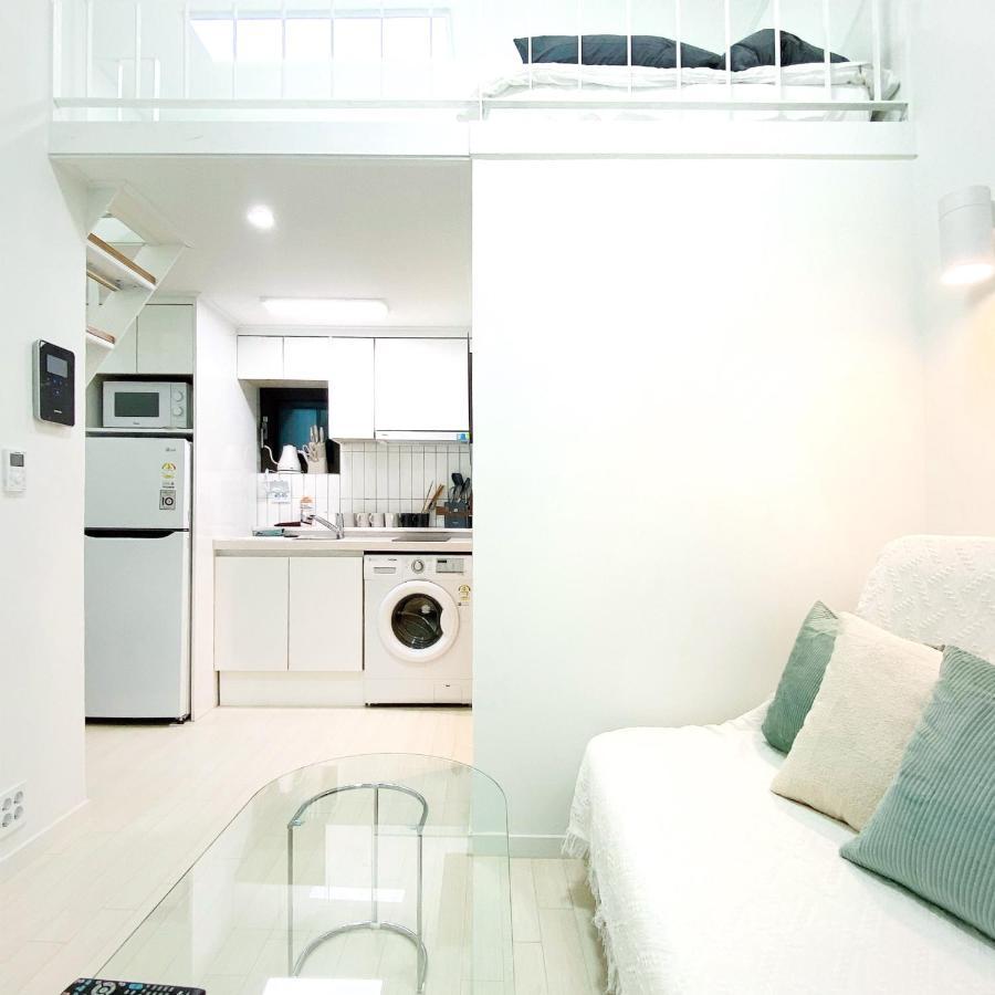 Apartment J Garden Myeongdong Station Сеул Екстериор снимка