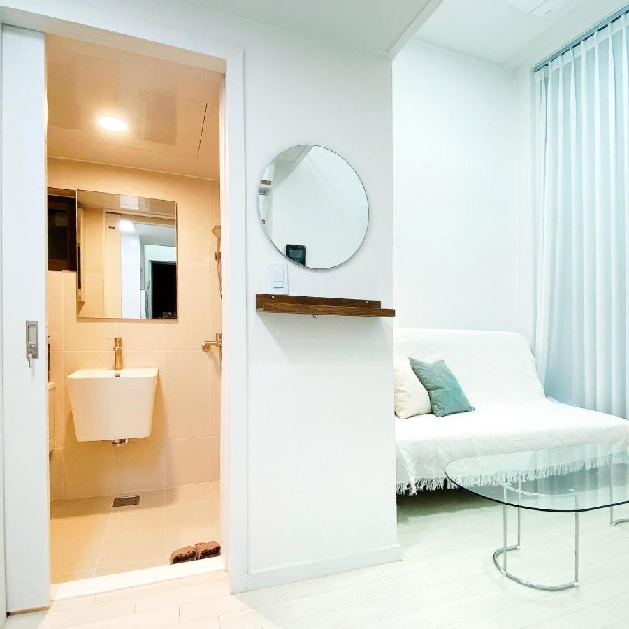 Apartment J Garden Myeongdong Station Сеул Екстериор снимка