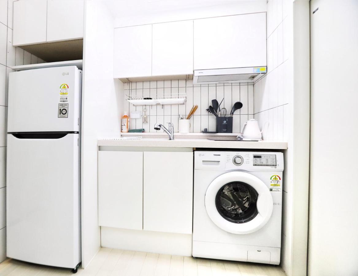 Apartment J Garden Myeongdong Station Сеул Екстериор снимка
