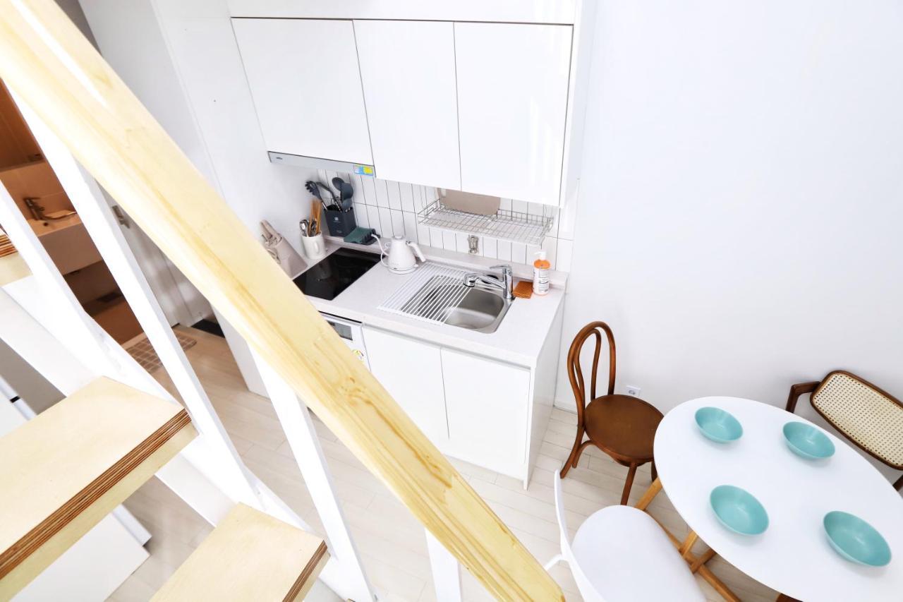 Apartment J Garden Myeongdong Station Сеул Екстериор снимка